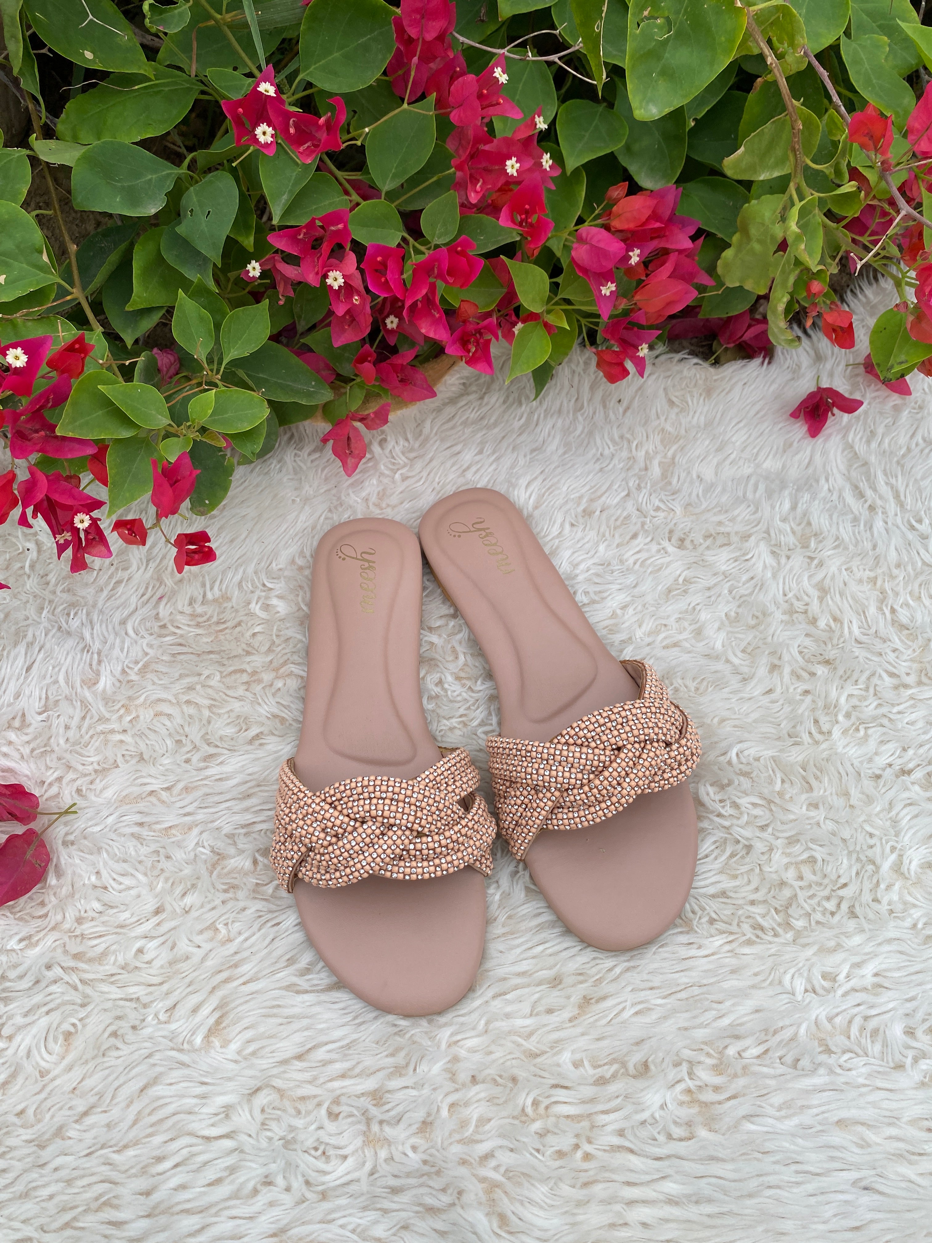 Meesh pink knot flats